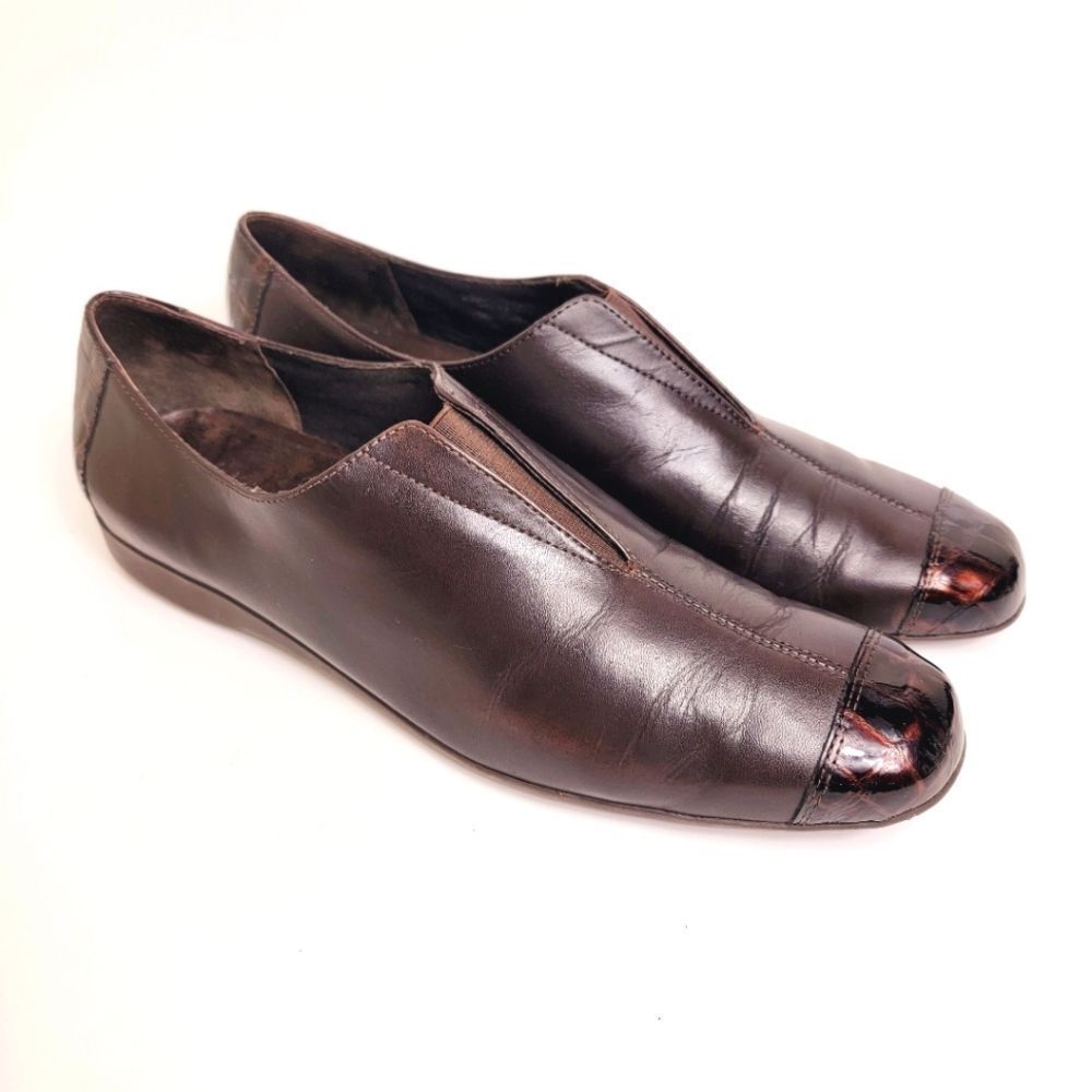 CLEARANCE The Walking Cradles Company Tic Toc Slipon Croc Toe Brown Shoe Size 11